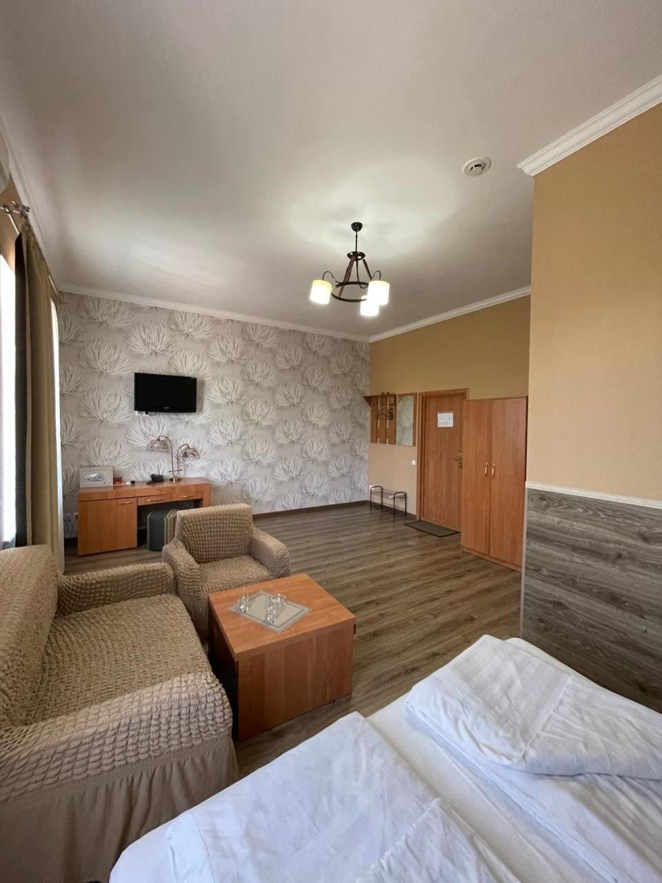 Shanyrak Hotel テミルタウ エクステリア 写真