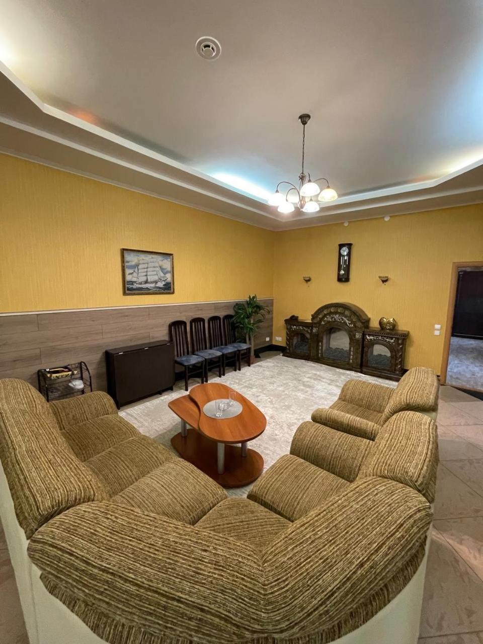 Shanyrak Hotel テミルタウ エクステリア 写真
